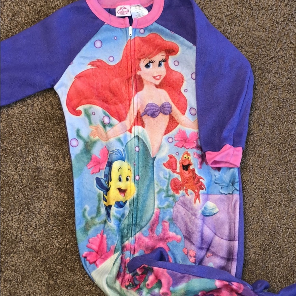 Disney Mermaid Toddler Girls pajamas Size 4T